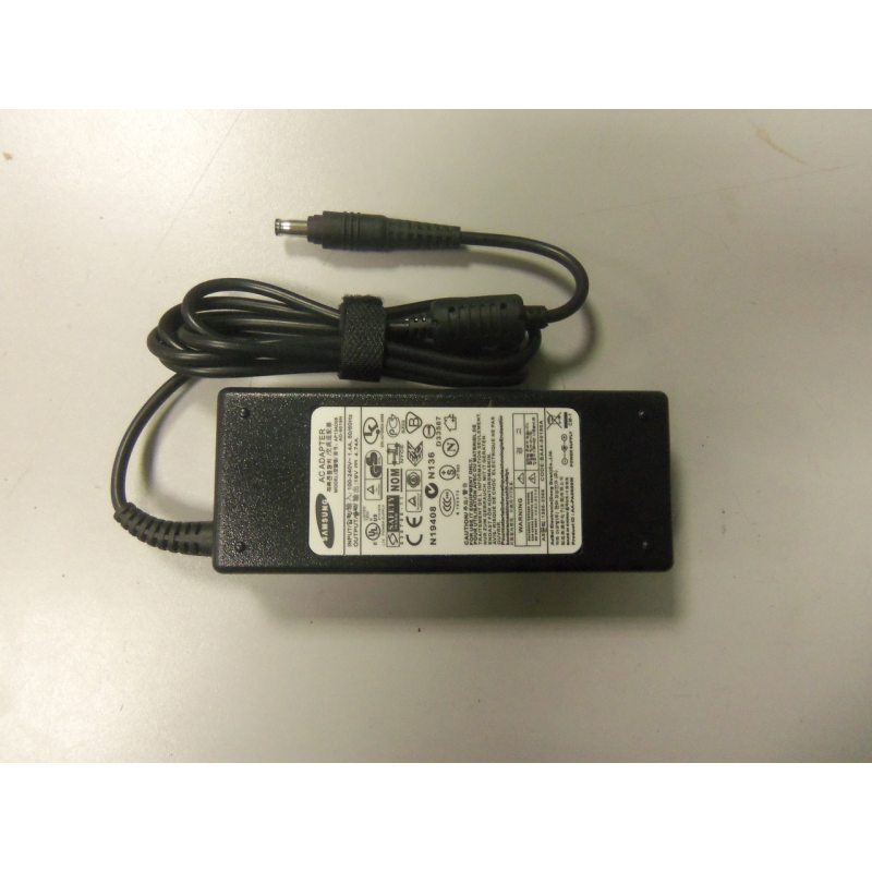 Блок живлення для НоутБука Samsung19V 3,16 A 65W